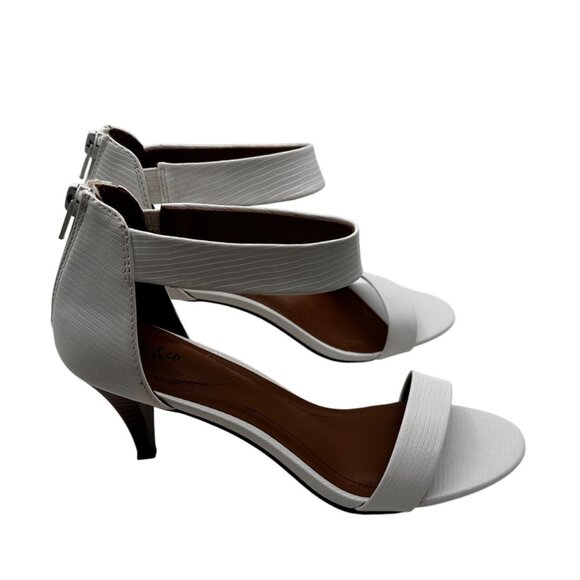 Style & Co Size 10 Ankle Strap Heels Faux Leather Open Toe Sandals Back Zipper - Picture 7 of 11